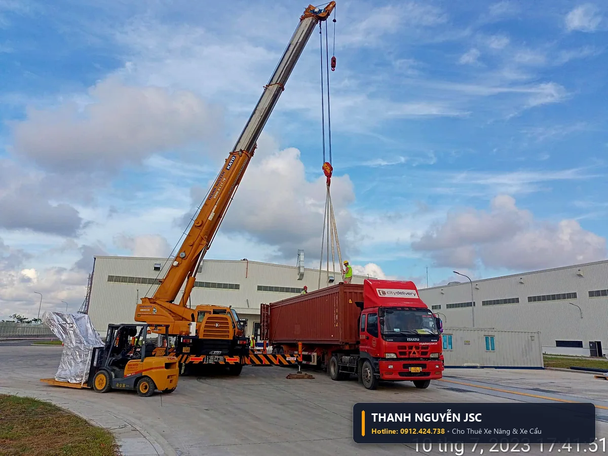 Dự án xe nâng xe cẩu thực tế tại Quảng Ninh